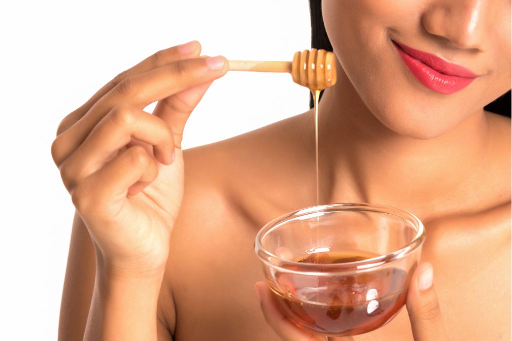 How to Use Honey for Skin Whitening?